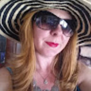 Meet your Posher, Janelle